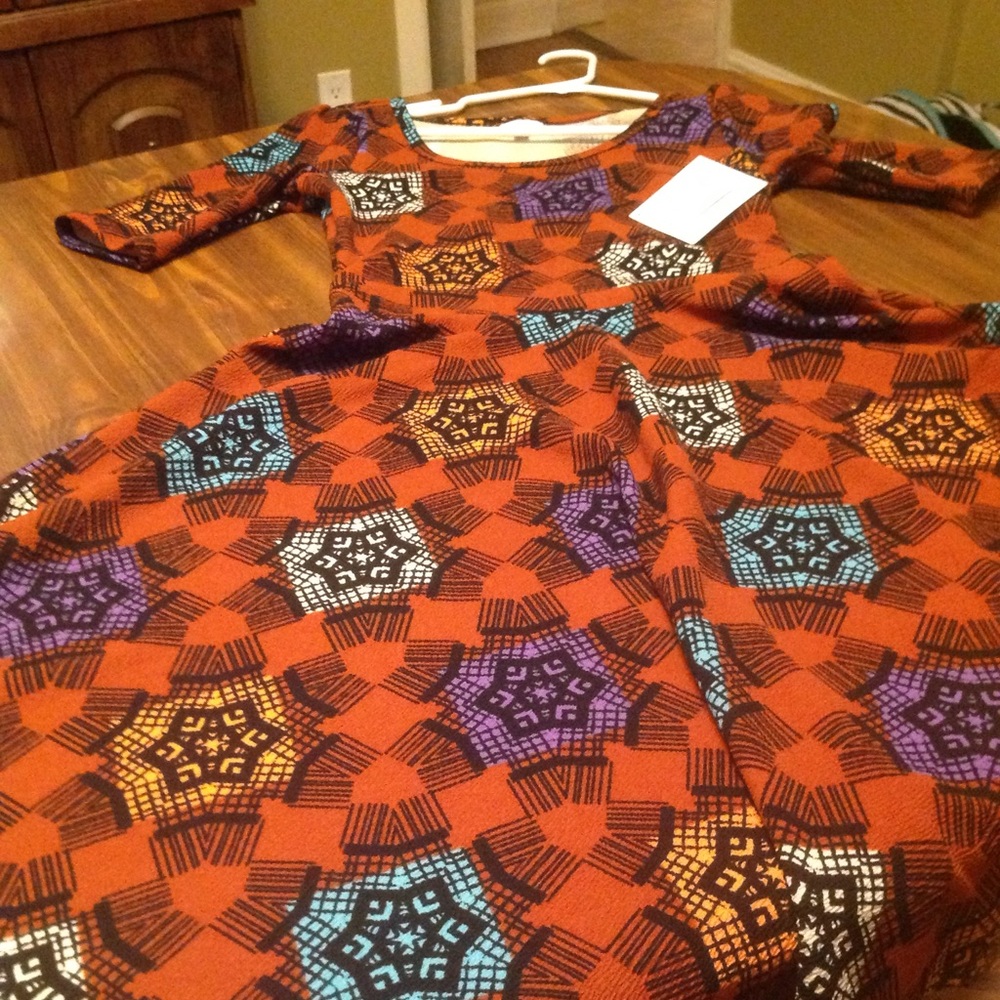 LuLaroe NWT Nicole Dress Size S